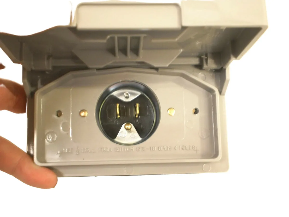 RV 120VAC Recessed Outlet Box